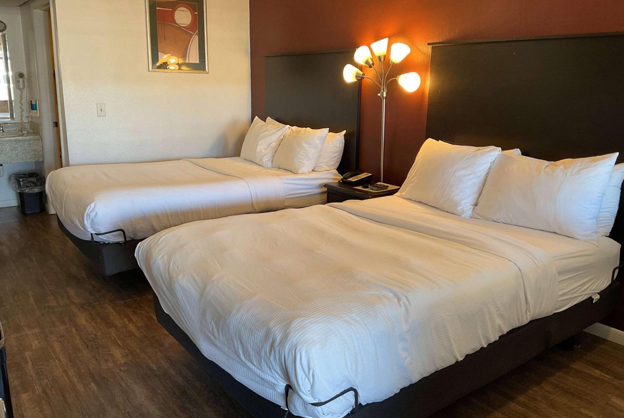 Baymont By Wyndham Petoskey Motel Luaran gambar