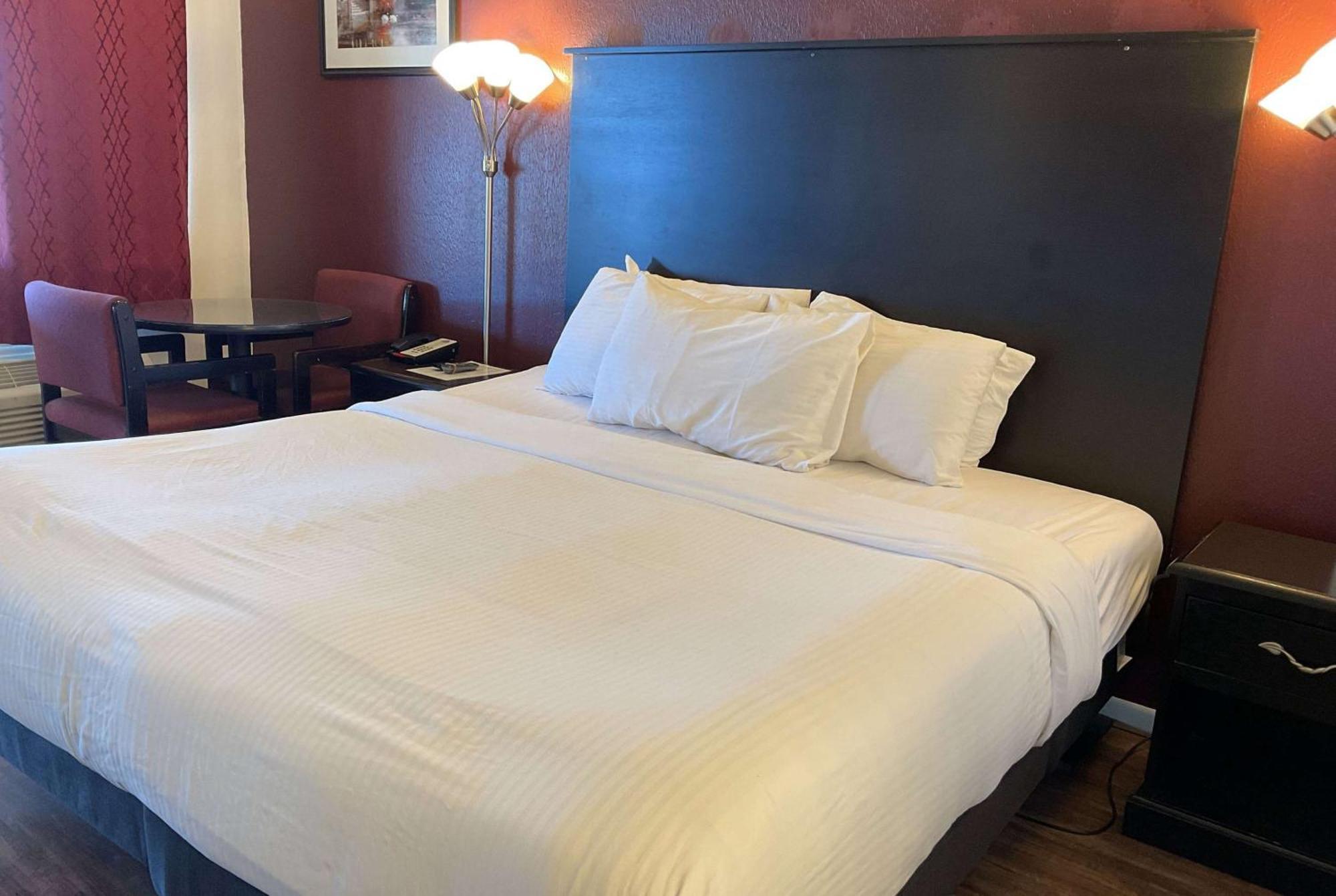 Baymont By Wyndham Petoskey Motel Luaran gambar