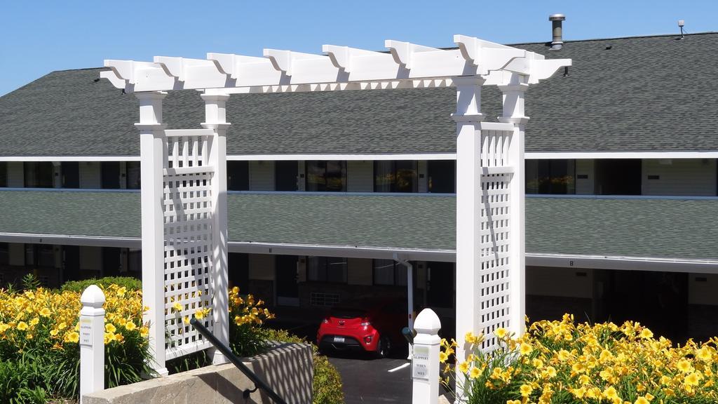 Baymont By Wyndham Petoskey Motel Luaran gambar