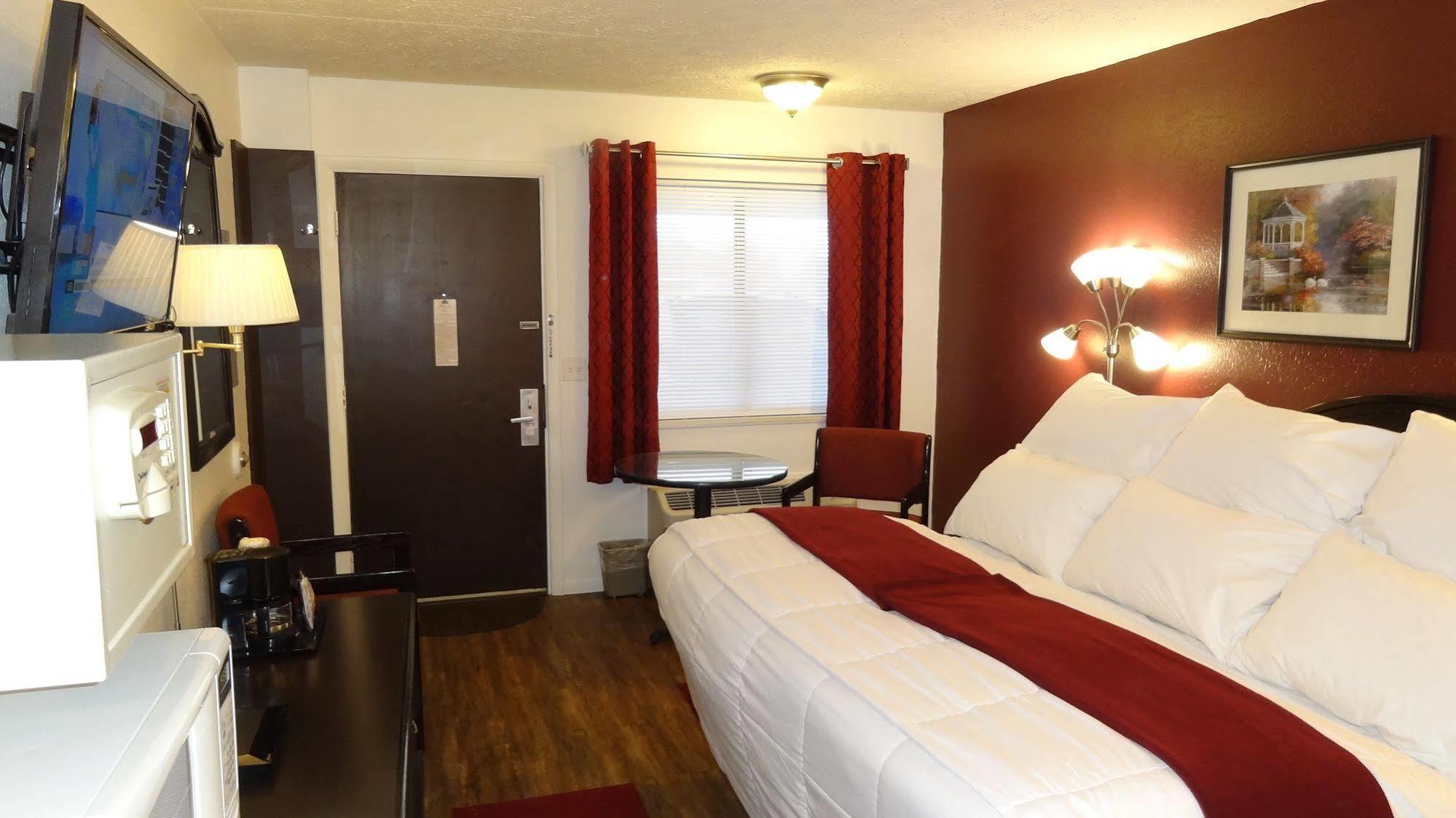 Baymont By Wyndham Petoskey Motel Luaran gambar